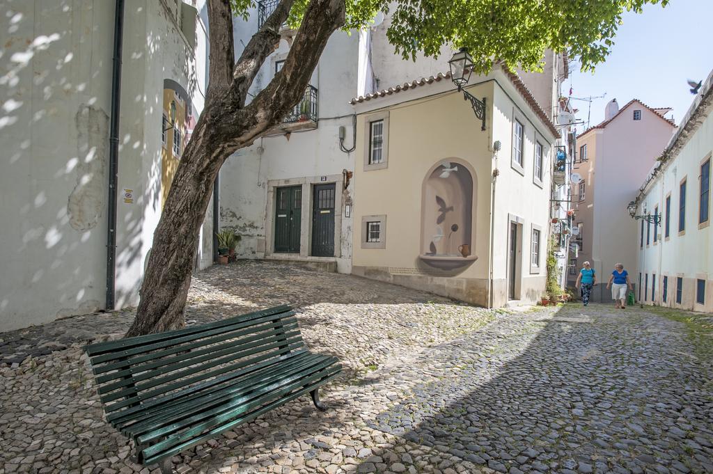 Stay Local In Alfama! Alice Central Home, Near River Lisboa المظهر الخارجي الصورة