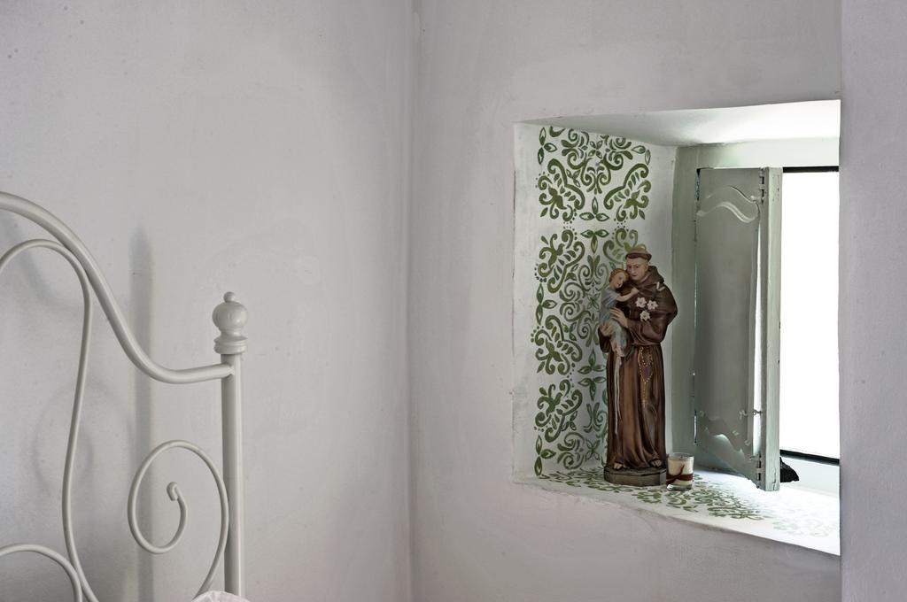 Stay Local In Alfama! Alice Central Home, Near River Lisboa المظهر الخارجي الصورة